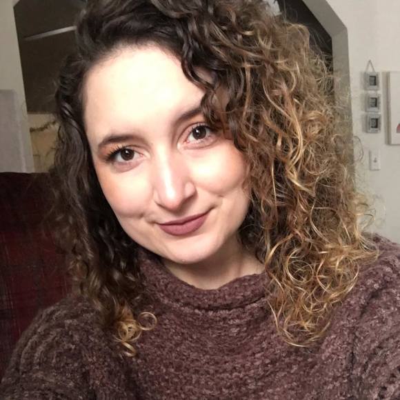 curlyqueenlyss